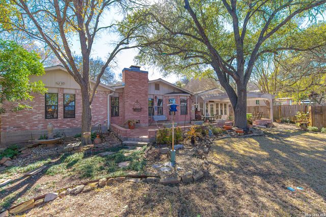 129 Sage Dr, Universal City, TX 78148