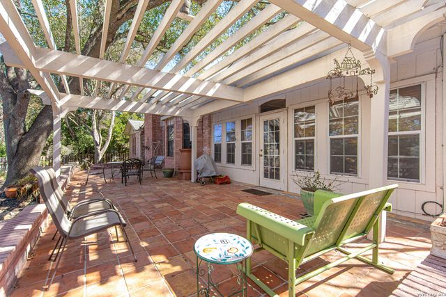 129 Sage Dr, Universal City, TX 78148