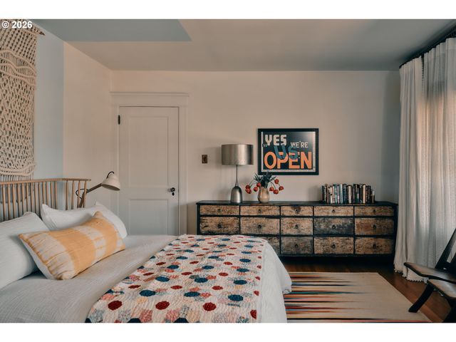 3303 Ne 22ND Ave, Portland, OR 97212