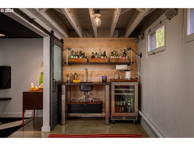 3303 Ne 22ND Ave, Portland, OR 97212