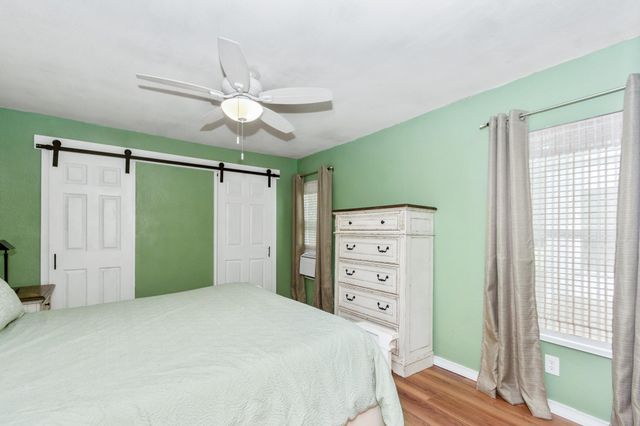 1403 N Avenue F, Freeport, TX 77541