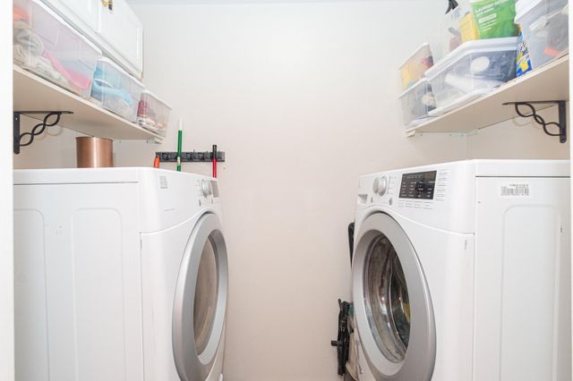 1403 N Avenue F, Freeport, TX 77541