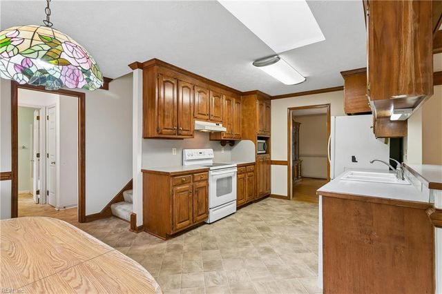 4741 Captain John Smith RD, Williamsburg, VA 23185