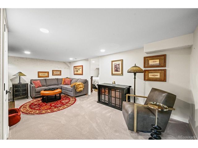 1414 S Vine St, Denver, CO 80210