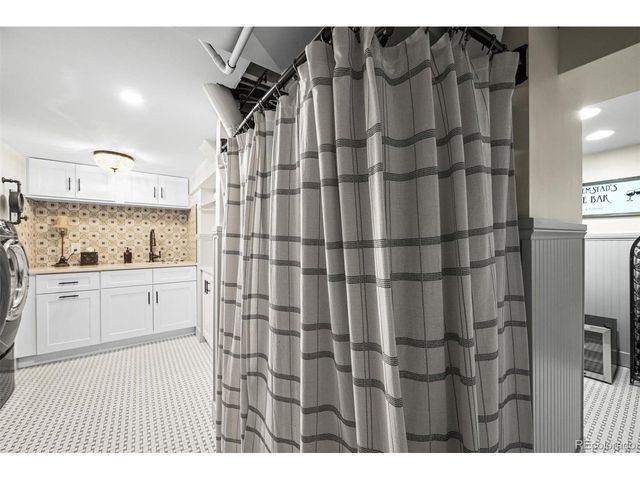 1414 S Vine St, Denver, CO 80210