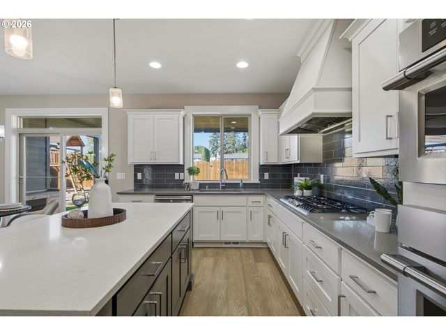 2906 Ne 168TH Ave, Vancouver, WA 98682