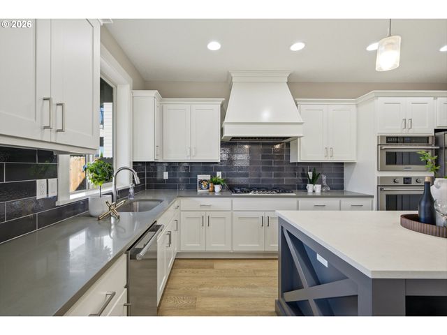 2906 Ne 168TH Ave, Vancouver, WA 98682