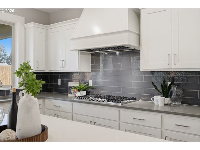 2906 Ne 168TH Ave, Vancouver, WA 98682