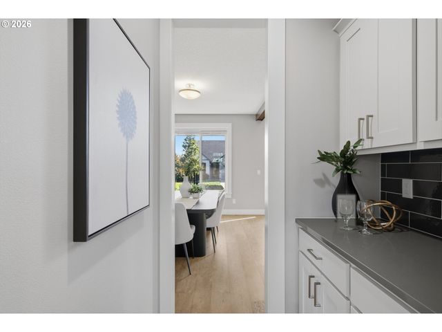 2906 Ne 168TH Ave, Vancouver, WA 98682