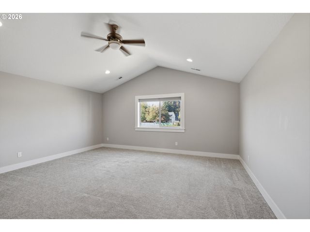 2906 Ne 168TH Ave, Vancouver, WA 98682