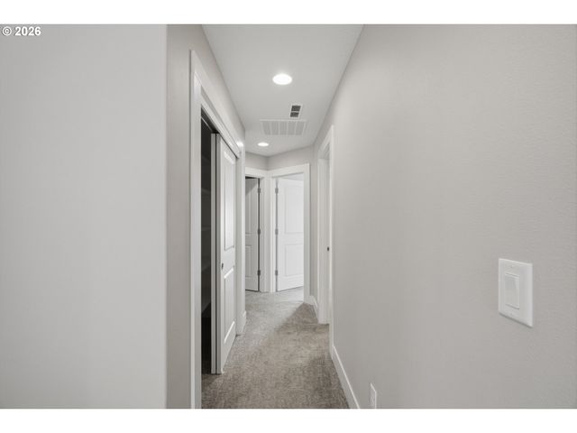 2906 Ne 168TH Ave, Vancouver, WA 98682