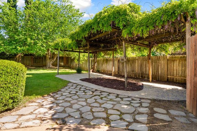 3205 Korovo Ct, Sacramento, CA 95826