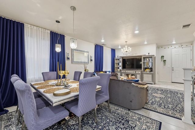 2229 Novi Dr, Riverbank, CA 95367