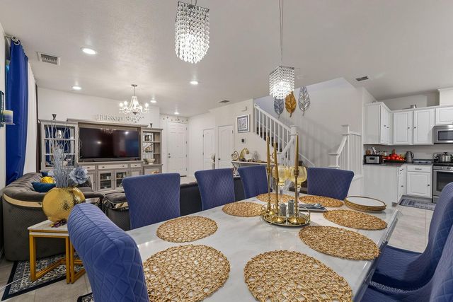 2229 Novi Dr, Riverbank, CA 95367