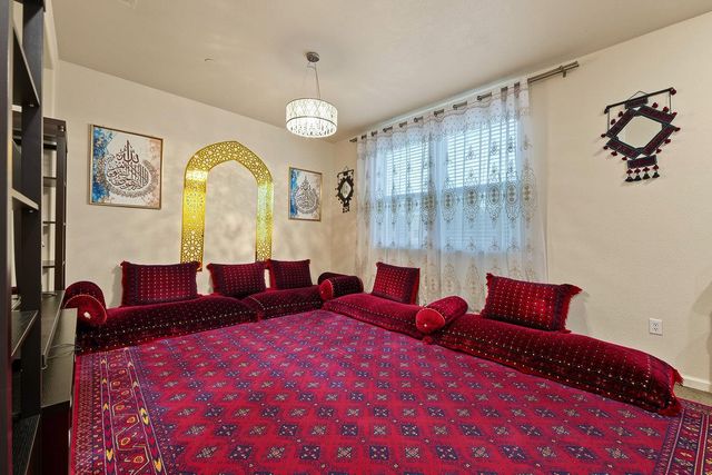 2229 Novi Dr, Riverbank, CA 95367