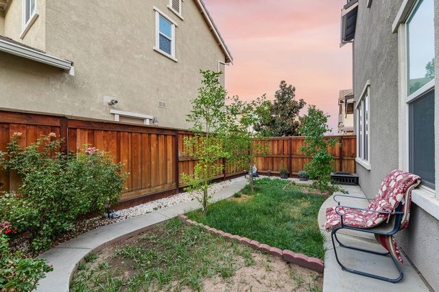 2229 Novi Dr, Riverbank, CA 95367