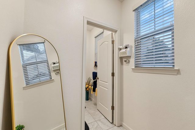 2229 Novi Dr, Riverbank, CA 95367