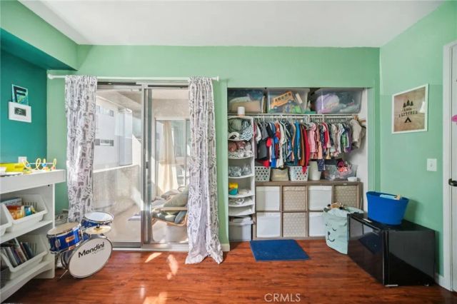 20155 Keswick Street 112, Winnetka, CA 91306