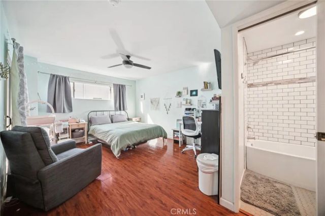 20155 Keswick Street 112, Winnetka, CA 91306