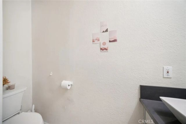 20155 Keswick Street 112, Winnetka, CA 91306