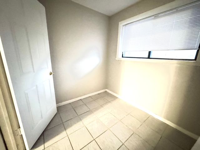 1751 Felten Road 1, Aurora, IL 60505