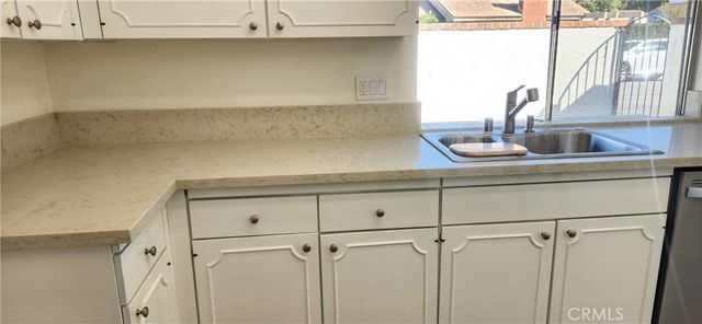 14421 Pinewood Road, Tustin, CA 92780