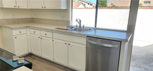 14421 Pinewood Road, Tustin, CA 92780