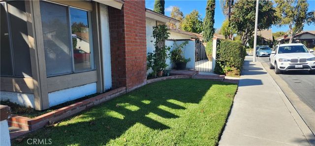 14421 Pinewood Road, Tustin, CA 92780