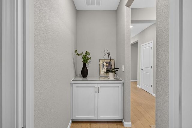 1221 Alpine Way, Lincoln, CA 95648