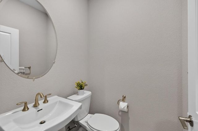 1221 Alpine Way, Lincoln, CA 95648