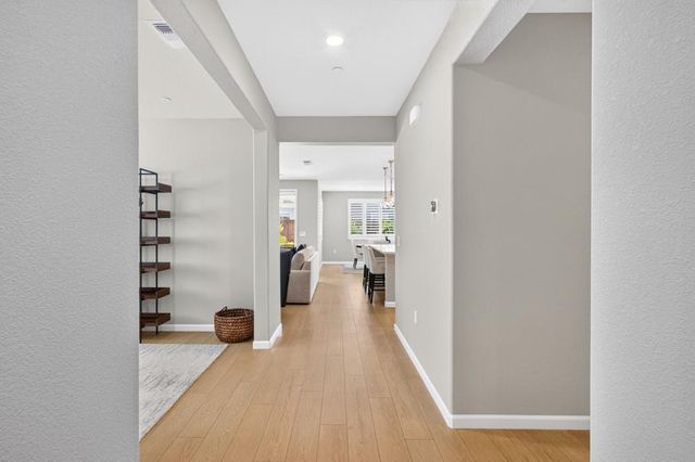 1221 Alpine Way, Lincoln, CA 95648