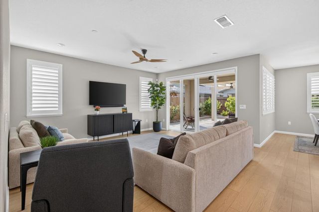 1221 Alpine Way, Lincoln, CA 95648