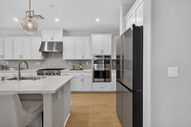 1221 Alpine Way, Lincoln, CA 95648