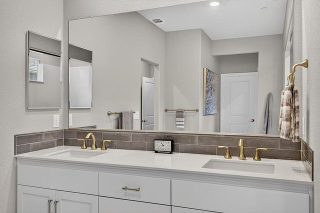 1221 Alpine Way, Lincoln, CA 95648