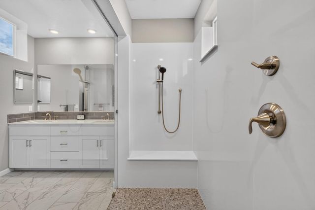 1221 Alpine Way, Lincoln, CA 95648