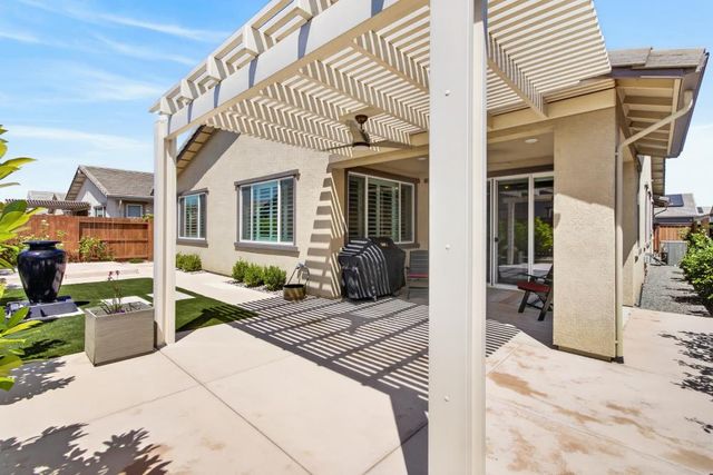1221 Alpine Way, Lincoln, CA 95648