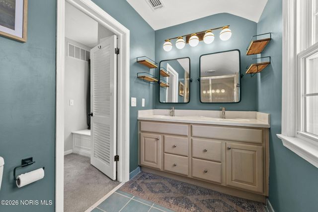 3456 Gallatin Road, Ottawa Hills, OH 43606