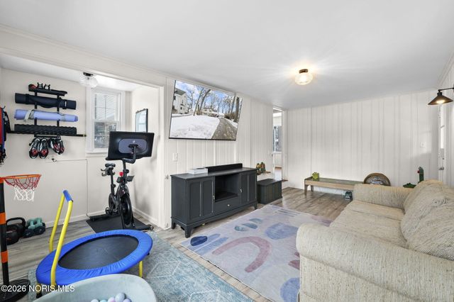 3456 Gallatin Road, Ottawa Hills, OH 43606