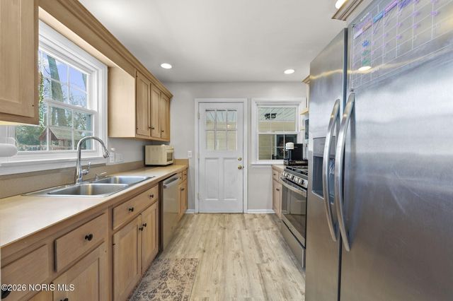 3456 Gallatin Road, Ottawa Hills, OH 43606