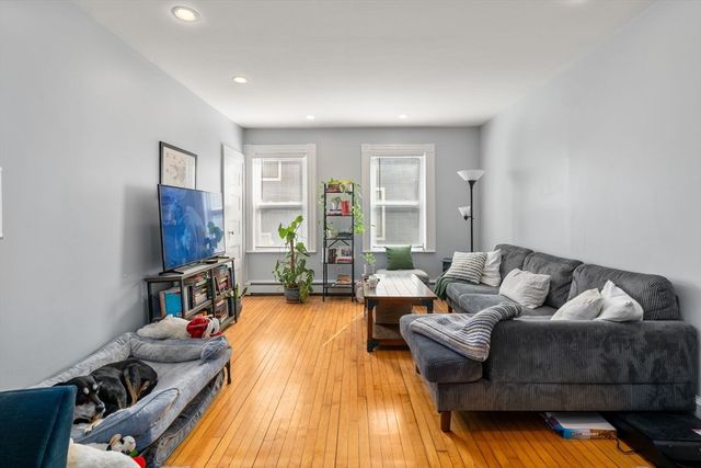 203 Winthrop Shore Dr 2, Winthrop, MA 02152