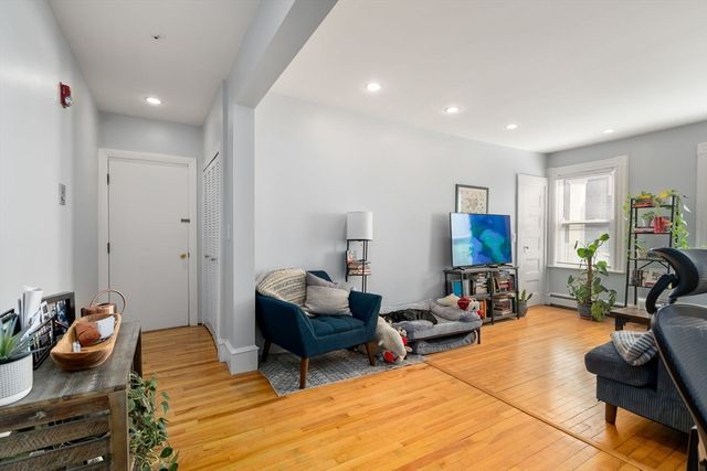 203 Winthrop Shore Dr 2, Winthrop, MA 02152