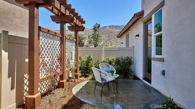 30962 Campania Road, Highland, CA 92346