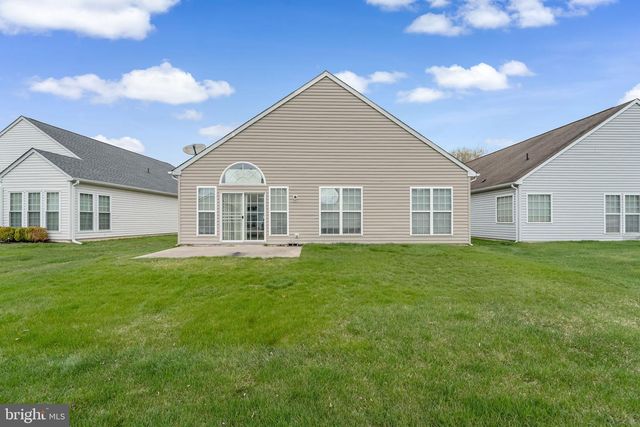 12 PENNINGTON CT, Delanco, NJ 08075