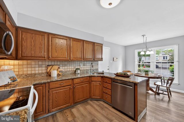 1200 HALIFAX CT, West Chester, PA 19382