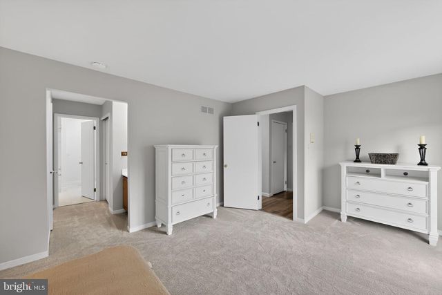 1200 HALIFAX CT, West Chester, PA 19382