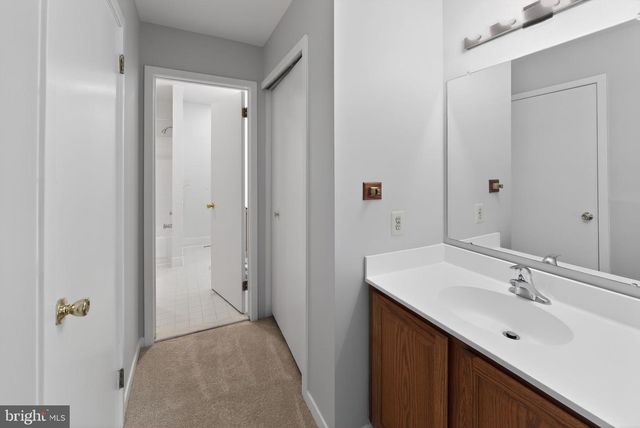 1200 HALIFAX CT, West Chester, PA 19382