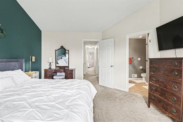 233 Fieldcrest Street, Ann Arbor, MI 48103