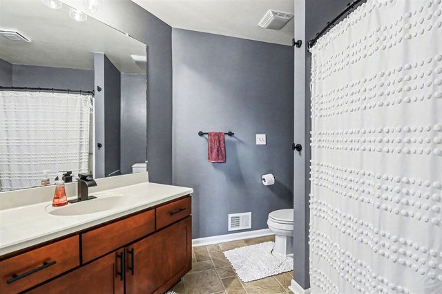 233 Fieldcrest Street, Ann Arbor, MI 48103