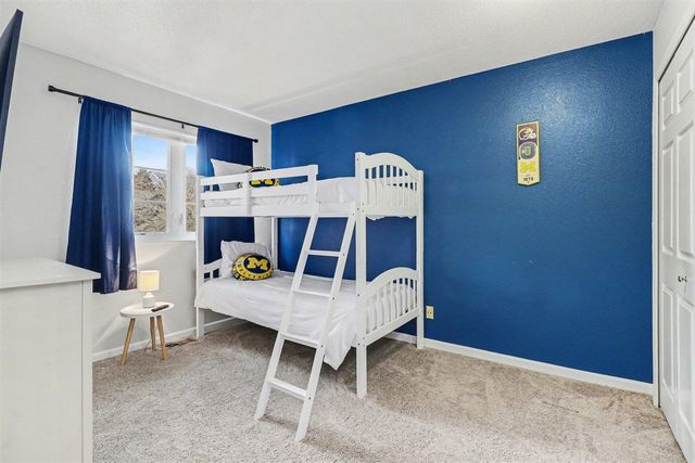 233 Fieldcrest Street, Ann Arbor, MI 48103