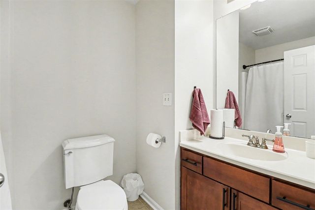 233 Fieldcrest Street, Ann Arbor, MI 48103